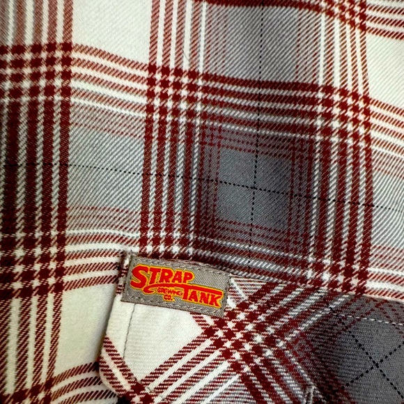 Dixxon Flannel NWOTs 
Grey, white and Red. - Picture 4 of 4